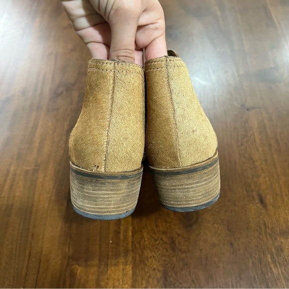 Matisse Ultra Gored Cow Hair Bootie Size 8 - Picture 8 of 8